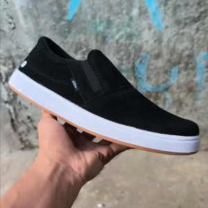 Sepatu Slip On Pria Slop Tanpa Tali Laki Laki dan Wanita Trendy Aldeo Hitam Buat Gaya Kerja