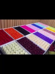 50pcs Artificial Soap Roses Flower Head Dia 4.5cm Beauty Wedding Valentines Day Gift Roses Bouquet Home Party Decoration Flower