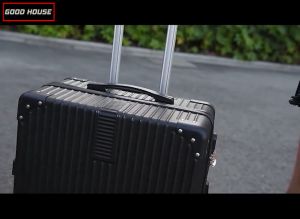 Vali kéo du lịch Khung Nhôm khoá bảo mật  Size 20/24/28 Cao Cấp Bịt 4 Góc Chống Va Đập Bảo Hành 3 năm lỗi đổi mới trong 7 ngày đầu nhận sản phẩm