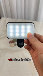 Đèn LED kẹp điện thoại dùng quay video livestream