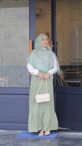 Audina Rok Ruffle Kekinian Bahan Crincle Lembut Dan Flowy