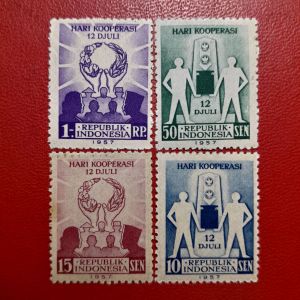 Koleksi Prangko kuno Indonesia klasik antik 4 Pcs Seri Koperasi 1957 UN USED
