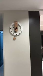 wall clock Modern wooden clock Silent art clock Creative decoration Pendulum Clock Decoration clock