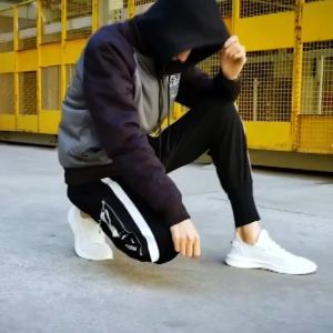 QXshop รุ่นฮิต รองเท้าผ้าใบแฟชั่น ทรงสวย 2022 รองเท้าผ้าใบ 2022 เรียบๆ เท่ห์หล่อมะไหว