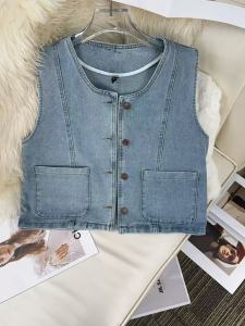 เสื้อกั๊กยีนส์ทรงสั้นแขนกุดคอตั้งสไตล์ย้อนยุคสำหรับผู้หญิงในฤดูร้อน ผ้าฝ้ายผสมโพลีเอสเตอร์ เสื้อเชิ้ตคอตั้งแบบลำลอง