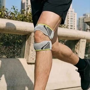 1PCS Adjustable Sports Knee Brace for Men & Women Patella Tendon Support Strap with Gel Cushion for Running Gym Training