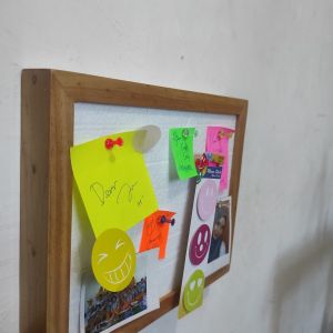 Papan Gabus Putih Ukuran 30x40CM Untuk Tempel Catatan Note / Foto Papan Buletin Papan pengumuman Mading Push note pin board corkboard
