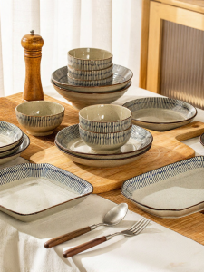 MODERN SWEETHOME | Underglaze Colored Tableware Set Fish Shaped Plates