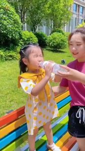 คลินิก ฝาครอบปิดขวดน้ำ พร้อมหลอดดูดซิลิโคนกันหก มีฝาปิด สำหรับลูกค้าของคุณ