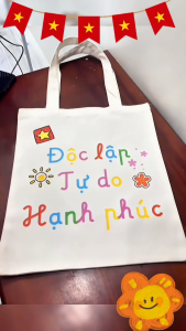 Túi tote túi vải canvas đi học thêm du lịch sự kiện Tôi Yêu Việt Nam. Kích thước 35x40cm đừng vừa a4 laptop