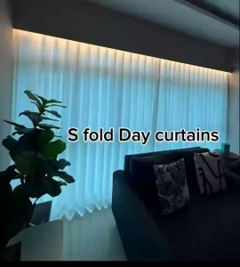 S fold Day curtains with thermal shaping
