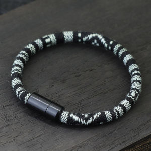 Vòng Tay Nam Phong Cách Bohemian Chất Liệu Vải Thổ Cẩm Thiết Kế Tối Giản Charm Độc Đáo Làm Thủ Công Khóa Hợp Kim Kẽm Quà Tặng Cho Bạn Trai.