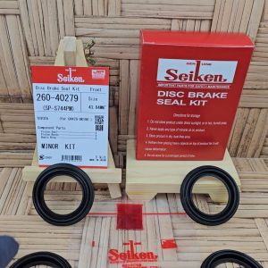 SIL SEAL REM CAKRAM DEPAN TOYOTA HILUX REVO 04478-0K190 KIRI KANAN 1SET SEIKEN