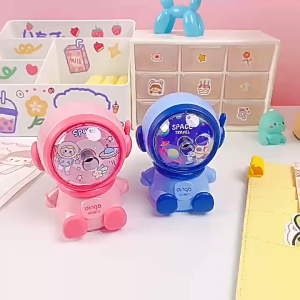 LVYIMAO 🎁[Free gifts]กบเหลาดินสอ เครื่องเหลาดินสอ หมุนมือ ดินสอHB ดินสอดำ กบเหลา กบเหลาดินสอ 👍👍Pencil Sharpener เครื่องเหลาดินสอ 2 รู กบเหลาดินสอแฟนซีv ลายการ์ตูน น่ารัก Pencil Sharpener [ของขวัญฤดูกาลโรงเรียน] ﻿