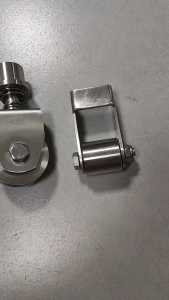 HOL 【304 Stainless】Hry Milka Swivel 360° Sliding Gate Roller Wheel With Bearing Heavy Duty Stainless 304 Sliding Roller For Door Gate Wheel Roller