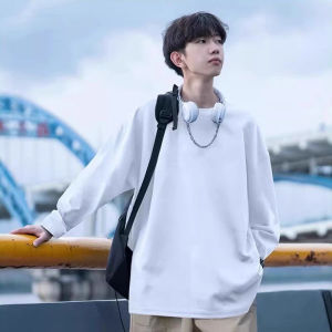 เสื้อยืดคอกลมแขนยาวทรงหลวมสไตล์อเมริกันย้อนยุคสำหรับผู้ชาย เสื้อเชิ้ตลำลองอเนกประสงค์สำหรับวัยรุ่น เสื้อชั้นในฤดูใบไม้ผลิและฤดูใบไม้ร่วง