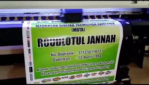 Cetak Spanduk Banner Aneka Minuman Model Biru