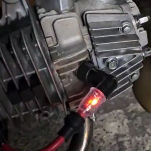 Phụ Kiện Xe Máy Nắp Bugi Đánh Lửa Trong Suốt Nắp Cong 90 Độ Dễ Dàng Nhìn Thấy Tia Chớp Nhấp Nháy Đồ Chơi Xe Hiện Đại