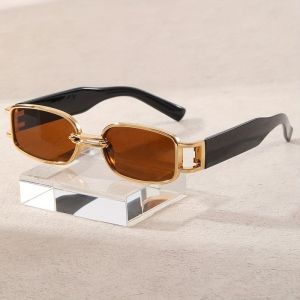 1 Pair of Square Retro Casual Glasses for Men And Women Personalized Decorative Glasses Party Catwalk Glasses