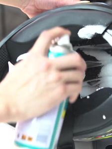 KOBY Bình Xịt Vệ Sinh Mũ Bảo Hiểm Khử Khuẩn Vệ Sinh Bọt Tuyết Khử Trùng Khử Mùi Nhanh chóng và tiện lợi để làm sạch diệt khuẩn Công thức có thể giặt được và khử trùng dành cho mũ bảo hiểm trẻ em--Đặt hàng tặng bình xịt chống mờ mũ bảo hiểm