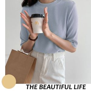 เสื้อผู้หญิง เสื้อแฟชั่นผู้หญิง QKKshop คุณภาพดี ผ้าลื่น ไม่ยับ ไม่ต้องรีด คอกลม ชุดใส่ทำงาน ใส่ไปเที่ยว สีของ 4 ต้องรีบจับจองเป็นเจ้าของ ✨