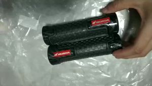【Limited stock】 MotoMaven for HONDA CLICK 150 125 125i Motorcycle Carbon Fiber Pattern Rubber Gel Hand Grips Handlebar Handle Grip