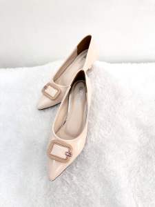 Sepatu wanita Dearva Lusica 021 Heels 3 cm bahan glossy Import Dearva Lusica