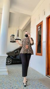 M&D Celana Bahan Kerja Wanita / Kantoran Kancing Elegan ( SIZE S - 5L )