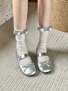 Trendy Butterfly Knot Vertical Stripes College Style Sweet Bé Gái Leg Cover Pip Pop Home Use Shoe Covers Fashionable And Cute