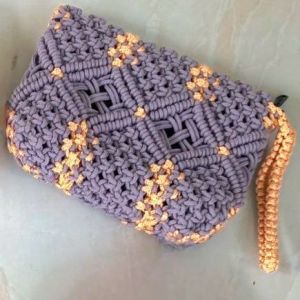 Dompet Rajut Tali Kur Jinjing Motif Timbul