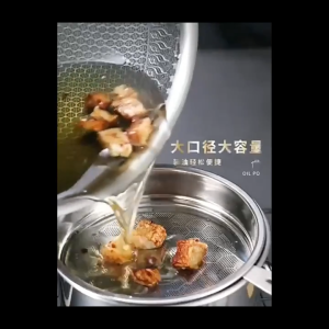 Stainless Steel Portable Storage/filter Container 1.3LStainless Steel Handle with Cover Grease Filter High Temperature Resistance Strainer Oil Bottle with Lid Easy to Clean Grease Residue Separator