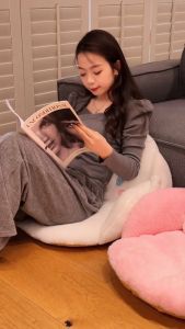 【READY STOCK】 kuromi cushion Lovely Japanese chair cushion tatami mat cushion Backrest Office Sofa Pillow Pillow Bed Reading Book Lumbar Cushion