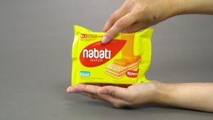 Bánh xốp nhân phô mai/Socola/Khoai Lang Tím - Nabati gói 50g