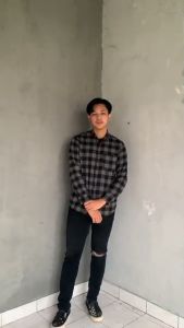 Kemeja Pria Lengan Panjang