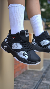 【Free Socks】Kids Fashion Basketball Shoes Rubber Anti-slip Sneakers for Boy Comfortable Casual Footwear