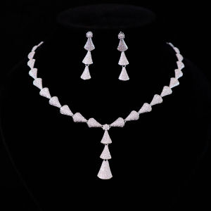 สร้อยคอ ต่างหูรูปใบไม้ทรงกลมแบบยาว ชุดเจ้าสาว ชุบทอง ประดับเพชรเทียม Zirconia คุณภาพสูง เครื่องประดับแฟชั่น