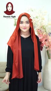 Hanania Hijab - Cyra Pashmina Silk Cardenza Oval Curve Semi Syari Premium Crinkle Silk Textured