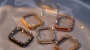 Protective Case for Apple Watch Case 9/8/7 41mm 45mm Bling Rhinestone Women Bumper Frame Cover iWatch Series 40mm 44mm 6/5/4 SE