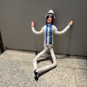 Đồ Chơi Nhồi Bông Michael Jackson Cổ Điển Búp Bê Vải Sưu Tầm Với Diện Mạo Sân Khấu Kinh Điển Tượng Nhỏ Thủ Công Làm Quà Tặng Cho Người Hâm Mộ Vật Trang Trí Âm Nhạc