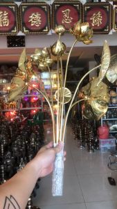 Bó Hoa Sen 10 Bông Màu Vàng Bằng Đồng Thờ Phật Thờ Cúng Gia Tiên (Cao khoảng 72cm)