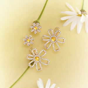 Lola Rose | Daisy Design Earrings Gift