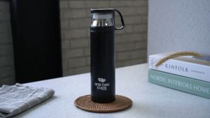 Tumbler Botol Air Minum Termos Jaga Tahan Panas Dingin Air dengan Tutup Jadi Gelas 500ml - One Two Cups SUS304