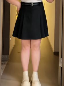 plus Size Short Black Pleated Skirt Womens Autumn New Design Sensation Slimming A-Line Mini Skirt for Young Professional Women