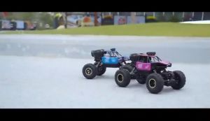 Tatajoy 2.4GHZ Mainan Mobil Remot Control offroad 4WD Climbing Car RC Rock Crawler 1:16 Powerful Alloy RC Off-Road Dengan Gelembung/Spray
