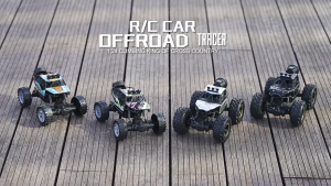 2.4G Alloy Remote Control Toy Racing Car Off-Road Climbing Car High-Speed ​​Moving Car with Lights and Exhaust Jet Remote Control Toy Car - Gift for Children/Christmas Gift