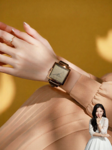Julius | Elegant Luxury Quartz Watch for High School Girls Square Large Dial