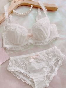 Sweet Xin Mi Yi Lace Frontal Bra Set with Cotton Padding Detachable Straps Low Waist V-Back Design for Young Women