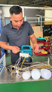 Bộ Chuyển Đổi Nguồn Pin 21V Thành 220V Đa Năng 3 Trong 1 - Kích Điện Chân Pin Phổ Thông Tích Hợp Đèn Pin Siêu Bền