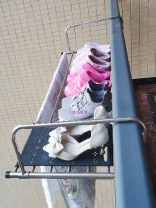 ราวตากรองเท้าระเบียงด้านนอกหน้าต่างสแตนเลสราวแขวนผ้าราวแขวนผ้าอเนกประสงค์ขนาดเล็กราวแขวนผ้าราวแขวนผ้า