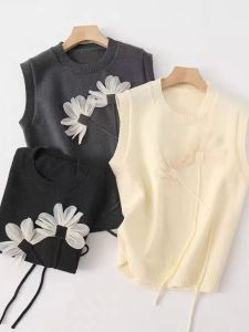 เสื้อกั๊กถักสีดำคอตั้งแขนสั้นสไตล์ใหม่ฤดูใบไม้ร่วง 2025 เสื้อคลุมกันหนาวผู้หญิง ดีไซน์ไม่ซ้ำใคร แฟชั่นสตรี